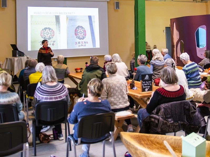 tryl med tråd på Øhavsmuseet i efterårsferien